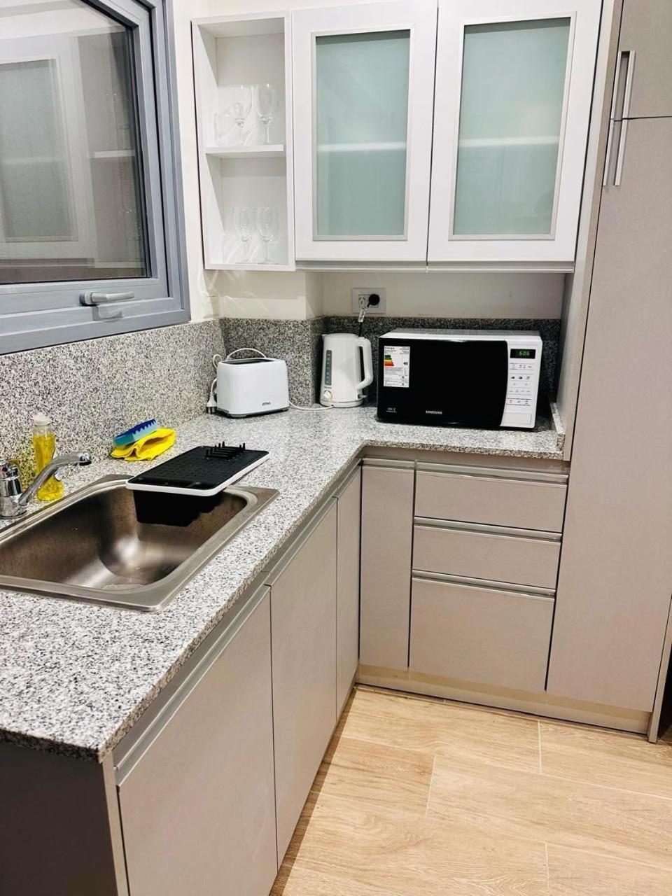 Aunaisin - Apartamentos 9 De Julio 52 Ushuaia Eksteriør billede